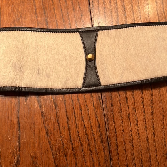 Blush Blush Black Leather And White Calf Hair Wide Belt With Scrolls & 2 Buckles - Picture 8 of 10